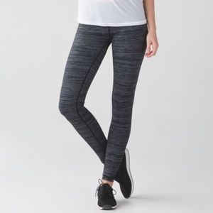 Lululemon Wunder Under III Blurry Belle Battleship Black Leggings (Size 8)